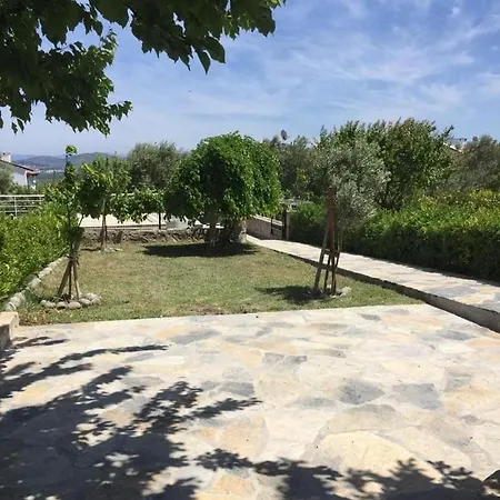 Ayvalık Gömeç Garden Floor