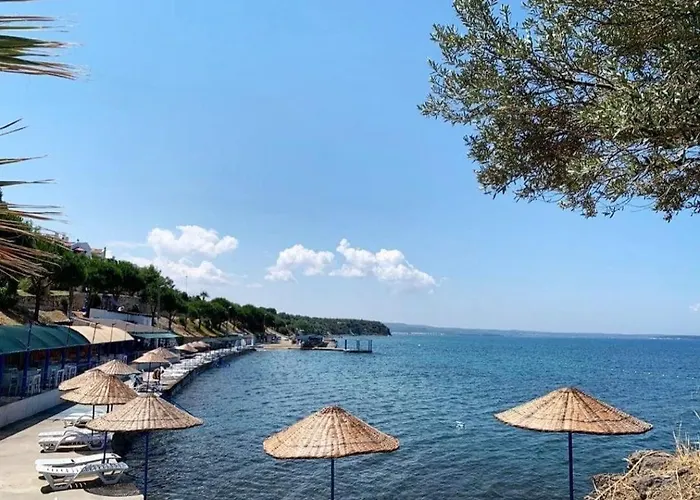 Ayvalik Goemec Garden Floor 펜션 Gomec