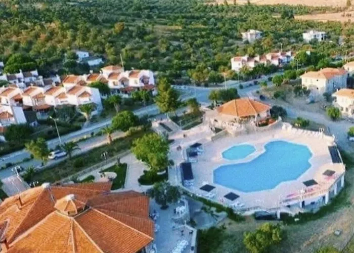 Ayvalik Goemec Garden Floor Gomec